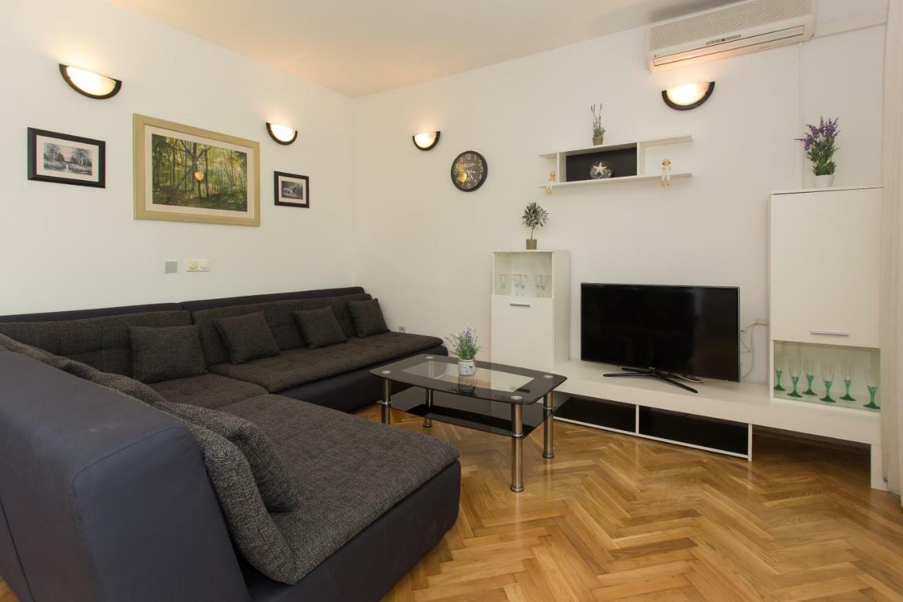 Mate Apartment